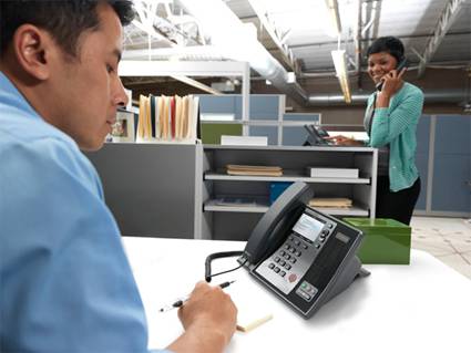 Polycom CX600 桌面电话